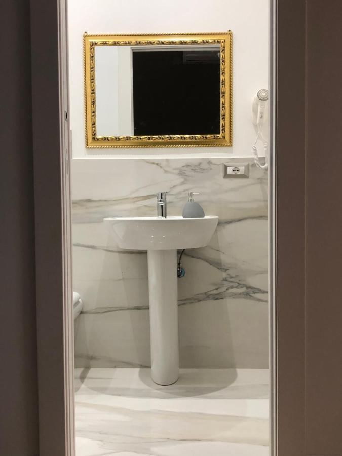 Nsh Apparthotel, Napoli Centro Luaran gambar