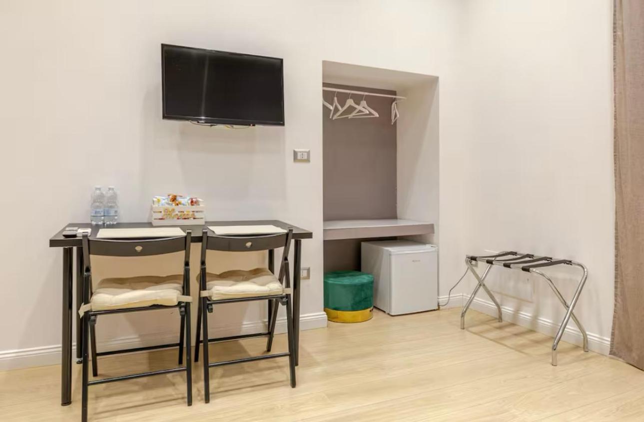 Nsh Apparthotel, Napoli Centro Luaran gambar