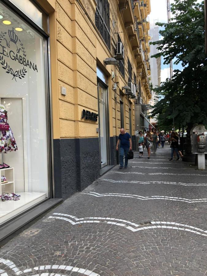 Nsh Apparthotel, Napoli Centro Luaran gambar